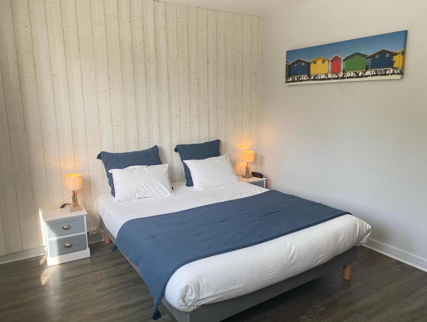 Latitude Ouest Hotel Restaurant & Spa ロクロナン エクステリア 写真