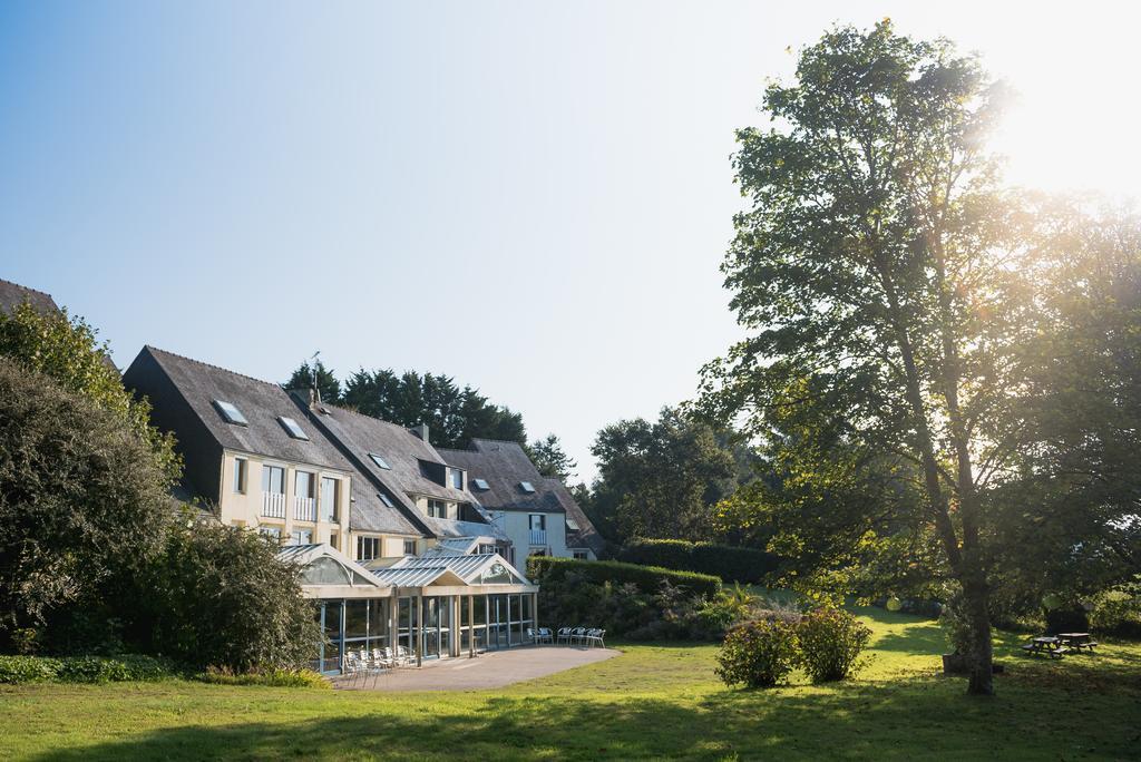 Latitude Ouest Hotel Restaurant & Spa ロクロナン エクステリア 写真
